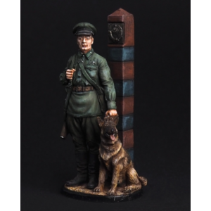 Молодший сержант Прикордонних військ НКВС з собакою, 1941 р. | Масштаб 1:32 | E. K. Castings
