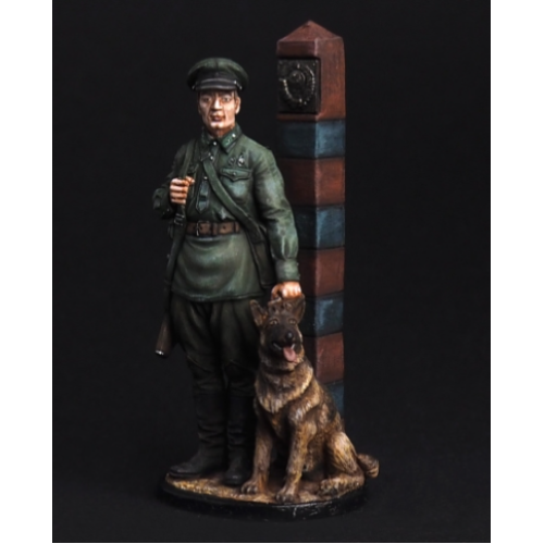 Молодший сержант Прикордонних військ НКВС з собакою, 1941 р. | Масштаб 1:32 | E. K. Castings
