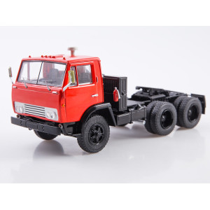 Модель вантажівки Камаз - Е25410 6x4 Сідельний тягач | SSM