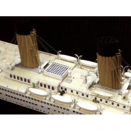 RMS TITANIC комплект для збирання моделі 1:250 | Amati