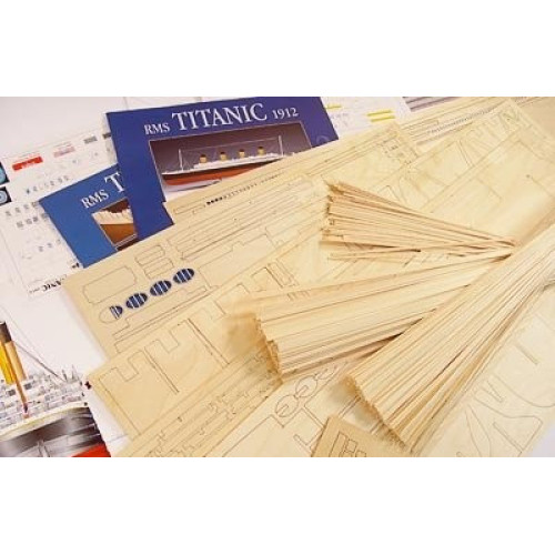 RMS TITANIC комплект для збирання моделі 1:250 | Amati