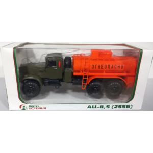 Модель вантажівки АЦ-8.5 на шасі КрАЗ-255Б Теплозаправник | АвтоІсторія Зелений з жовтогарячим
