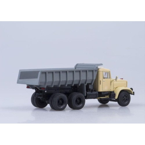 Модель вантажівки КрАЗ-256Б1 Самоскид 1987-1995 (пісочно-сірий) | Наш Автопром