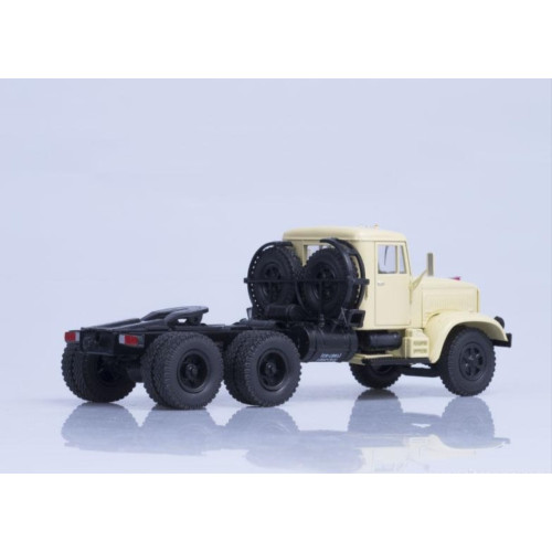 Модель вантажівки КрАЗ-258Б1 Сідельний тягач 1987-1993 пісочний | Наш Автопром