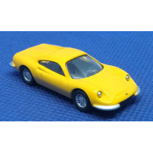 Модель Ferrari micro cars Dino 246 GT в масштабі 1:100 (жовтий)